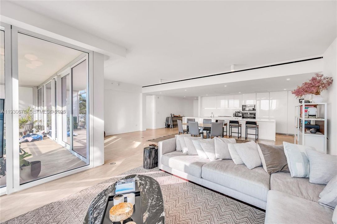 En Venta: $6,500,000 (2 camas, 2 baños, 2233 Pies cuadrados)