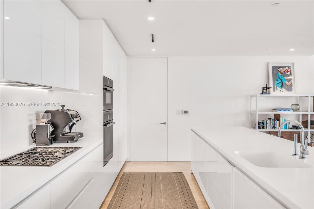 En Venta: $6,500,000 (2 camas, 2 baños, 2233 Pies cuadrados)