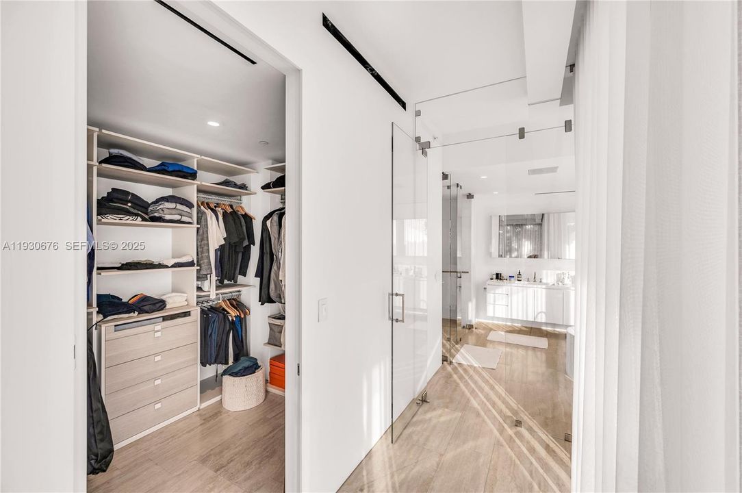 En Venta: $6,500,000 (2 camas, 2 baños, 2233 Pies cuadrados)