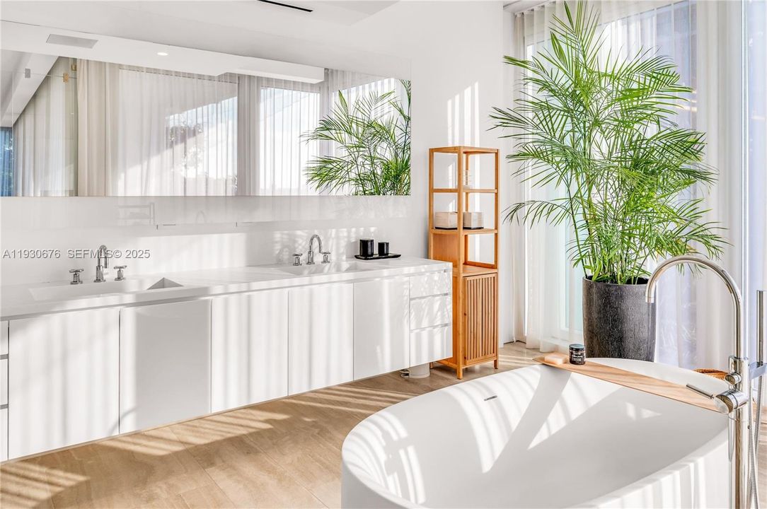 En Venta: $6,500,000 (2 camas, 2 baños, 2233 Pies cuadrados)