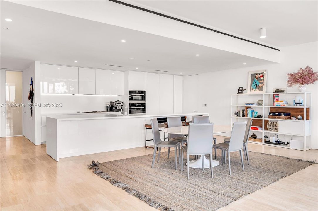 En Venta: $6,500,000 (2 camas, 2 baños, 2233 Pies cuadrados)