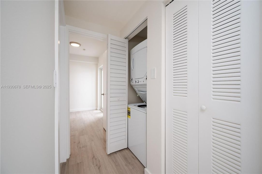 For Rent: $3,800 (2 beds, 2 baths, 1109 Square Feet)