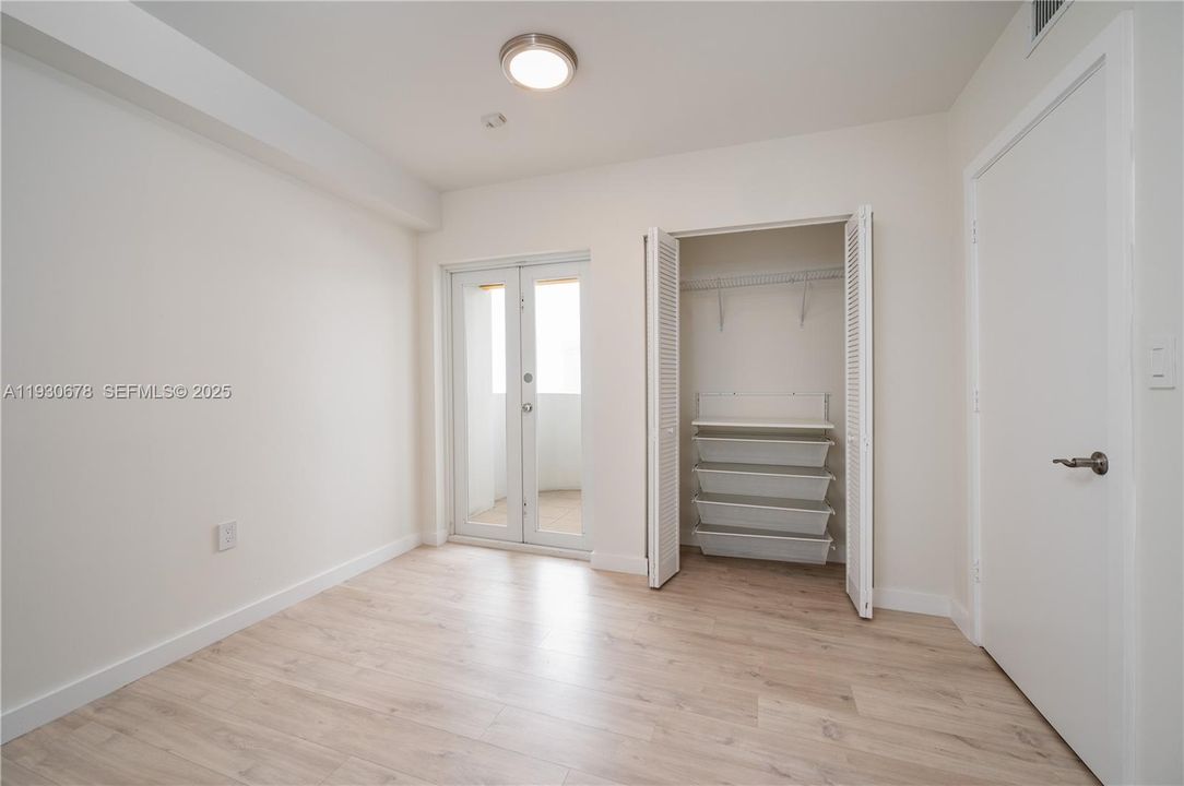 For Rent: $3,800 (2 beds, 2 baths, 1109 Square Feet)