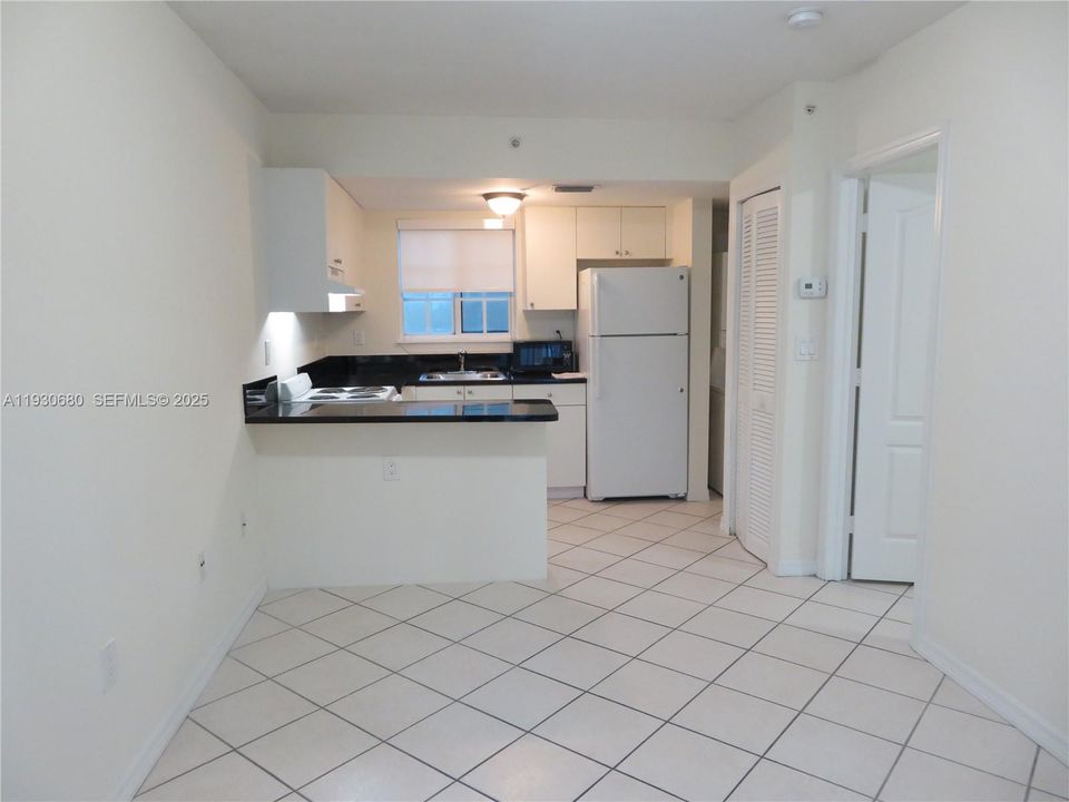 ENTRANCE TO THE UNIT