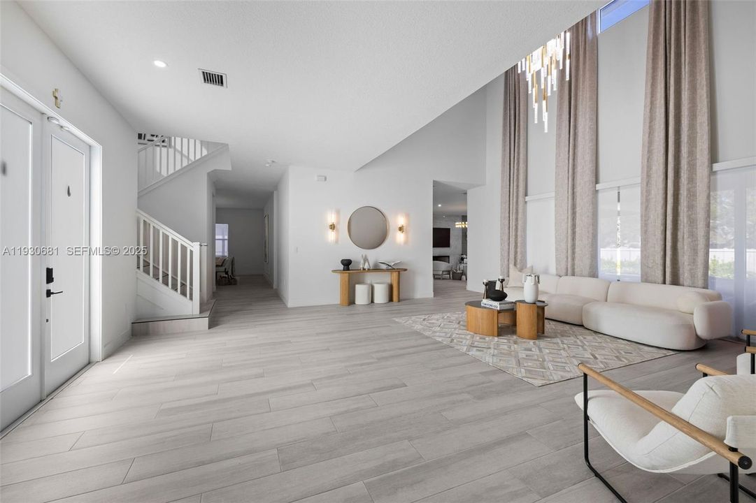 En Venta: $2,189,000 (6 camas, 6 baños, 4836 Pies cuadrados)