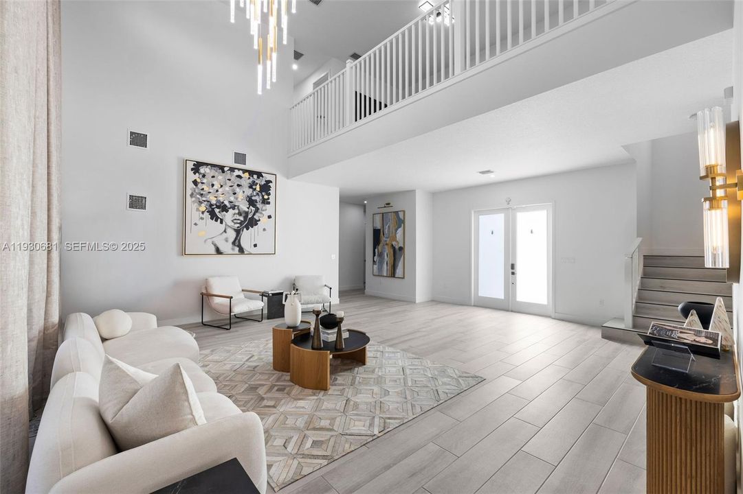 En Venta: $2,189,000 (6 camas, 6 baños, 4836 Pies cuadrados)