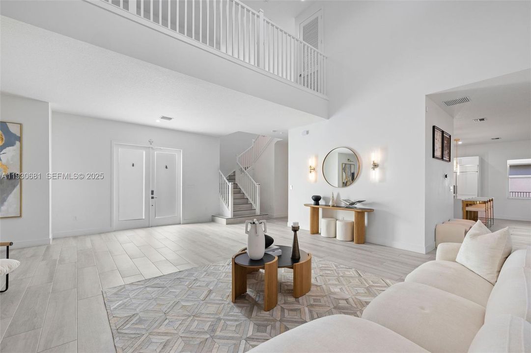 En Venta: $2,189,000 (6 camas, 6 baños, 4836 Pies cuadrados)