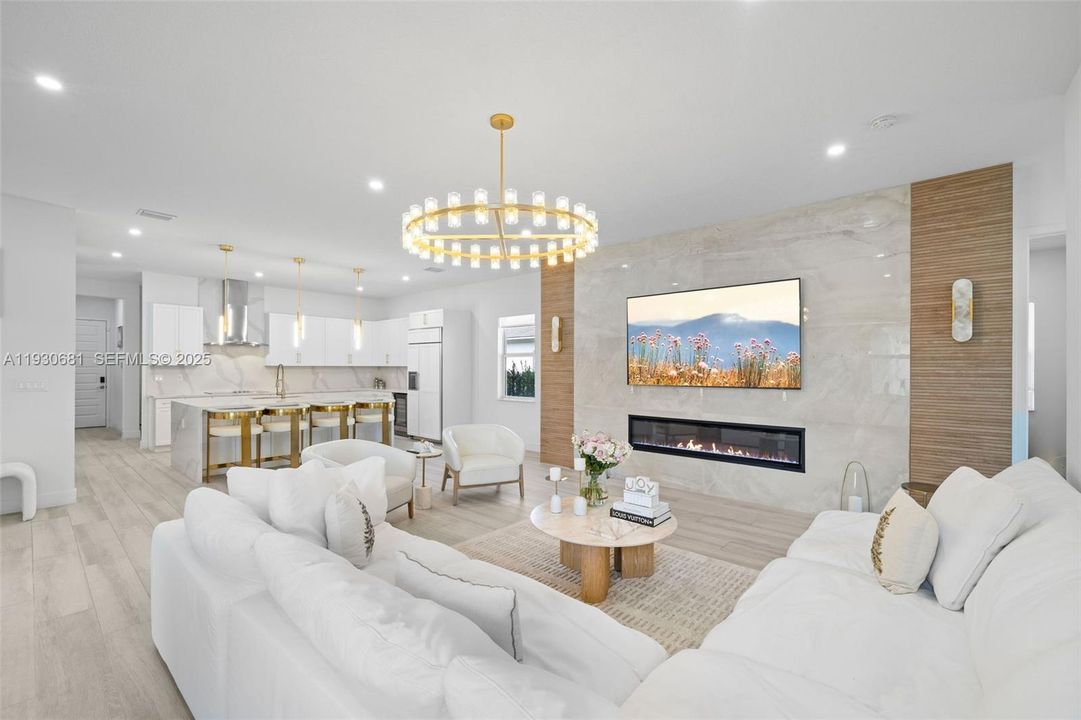 En Venta: $2,189,000 (6 camas, 6 baños, 4836 Pies cuadrados)