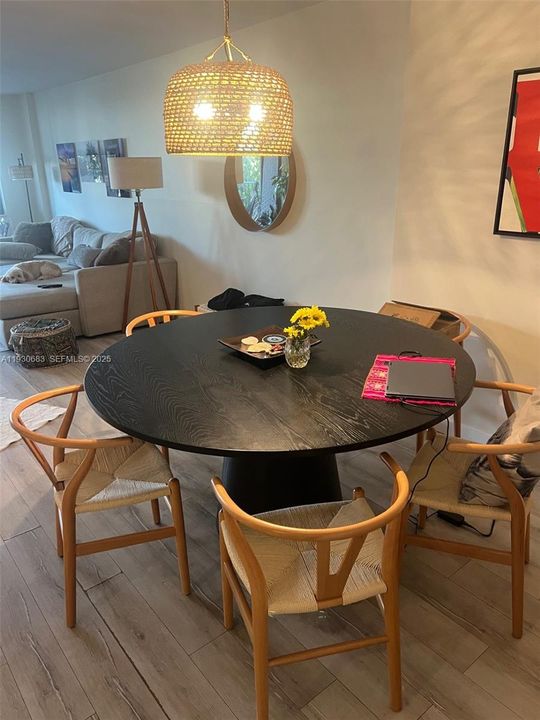 For Rent: $4,100 (2 beds, 2 baths, 1300 Square Feet)