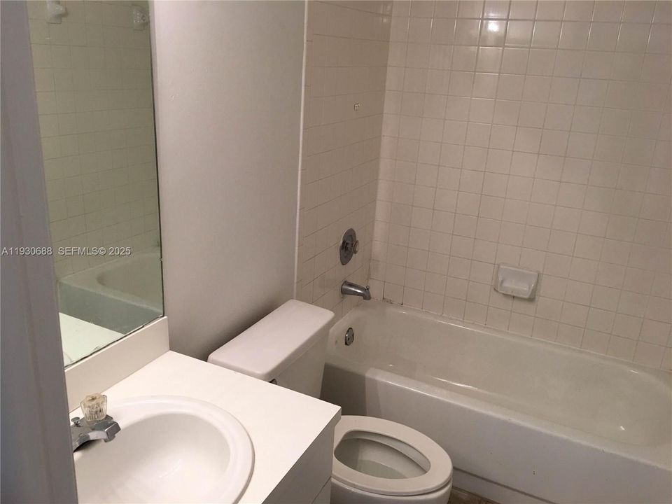 En Venta: $280,000 (2 camas, 2 baños, 1197 Pies cuadrados)