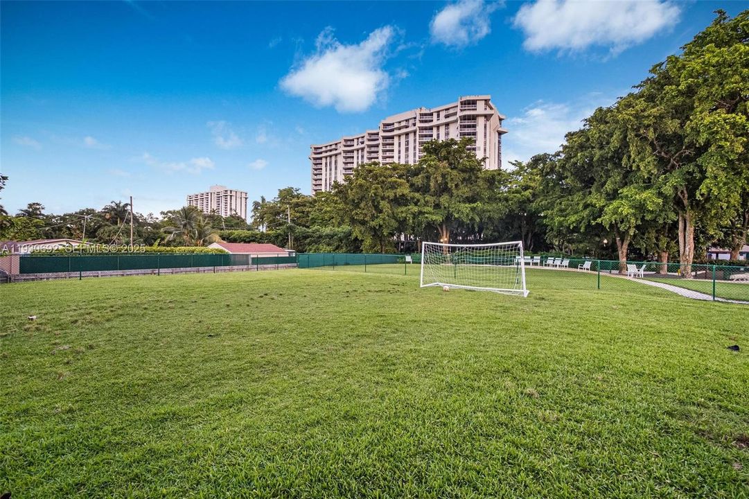 En Venta: $375,000 (3 camas, 2 baños, 1538 Pies cuadrados)