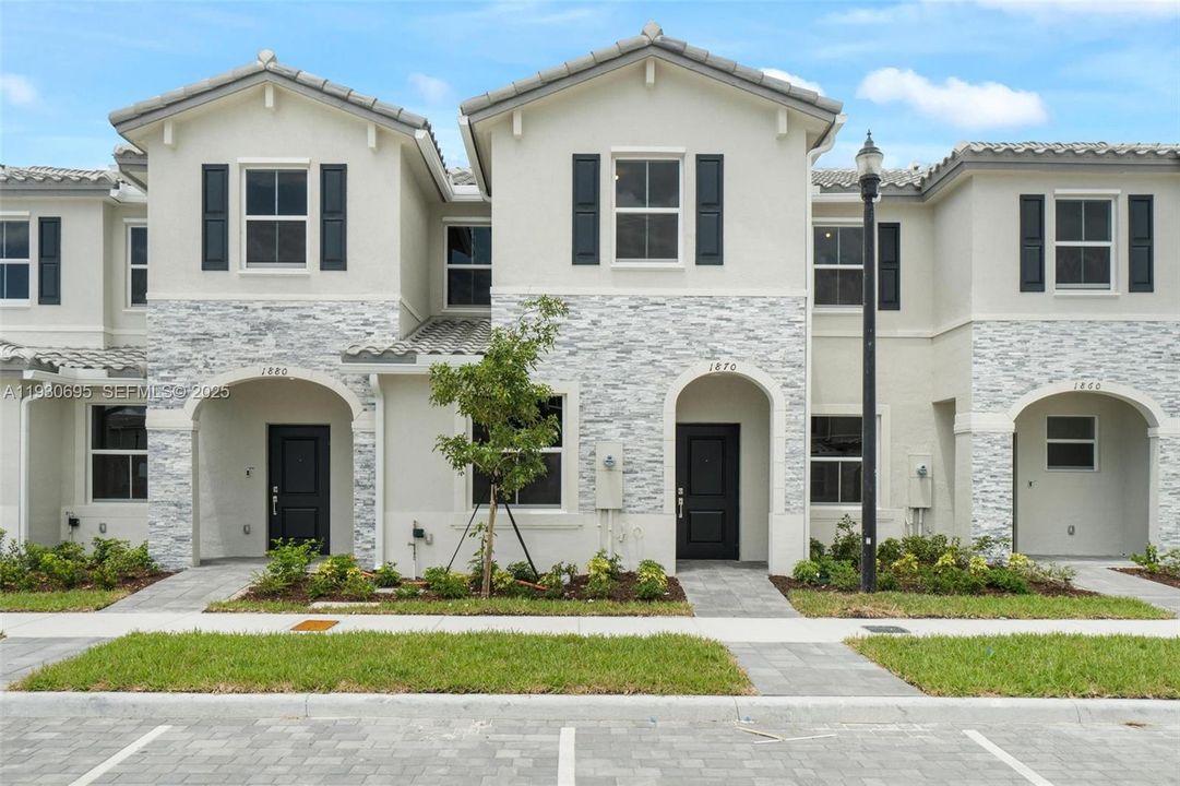 На продажу: $420,000 (3 спален, 2 ванн, 1545 Квадратных фут)