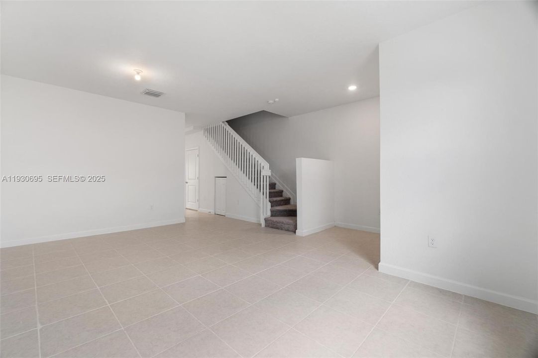 На продажу: $420,000 (3 спален, 2 ванн, 1545 Квадратных фут)