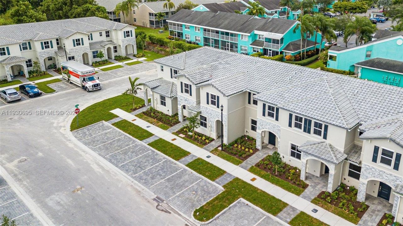 На продажу: $420,000 (3 спален, 2 ванн, 1545 Квадратных фут)