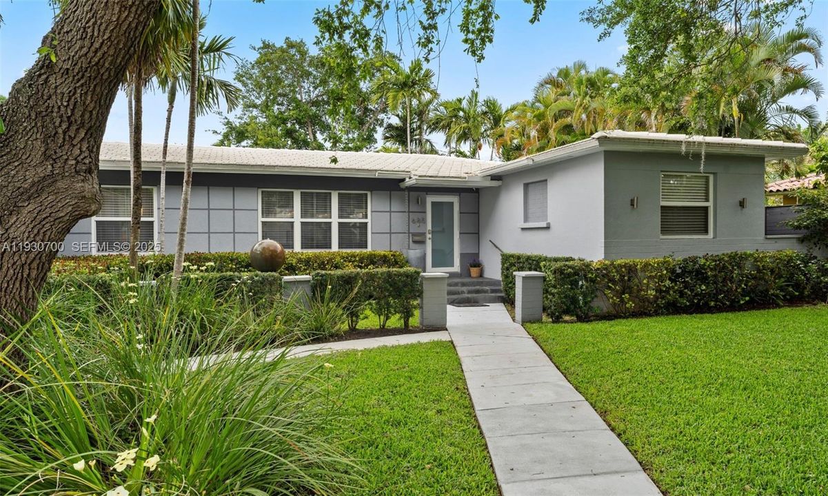 En Renta: $9,000 (3 camas, 2 baños, 1768 Pies cuadrados)