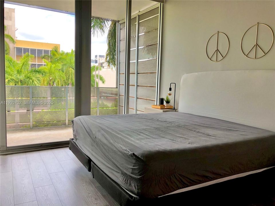 В аренду: $5,000 (2 спален, 2 ванн, 1014 Квадратных фут)