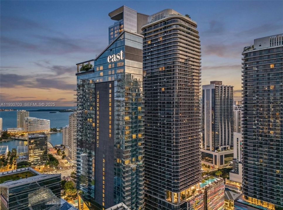 For Rent: $8,000 (2 beds, 2 baths, 1152 Square Feet)