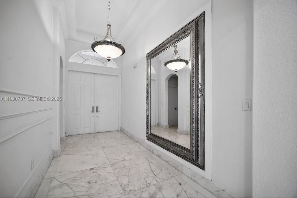 For Sale: $1,088,000 (4 beds, 3 baths, 2144 Square Feet)