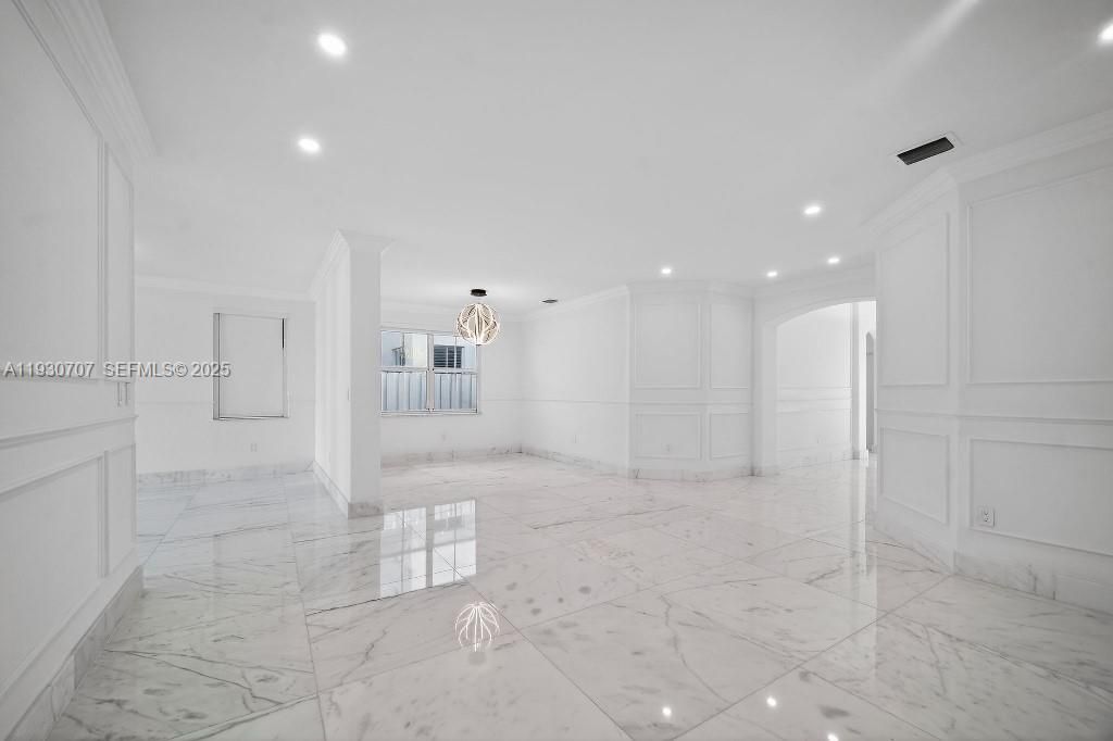 For Sale: $1,088,000 (4 beds, 3 baths, 2144 Square Feet)