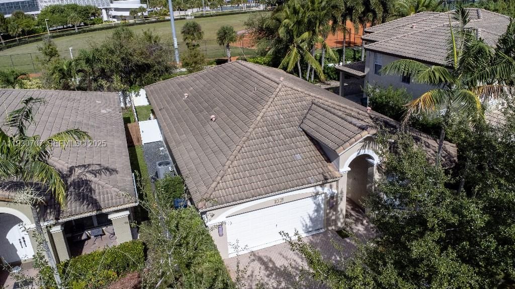 For Sale: $1,088,000 (4 beds, 3 baths, 2144 Square Feet)