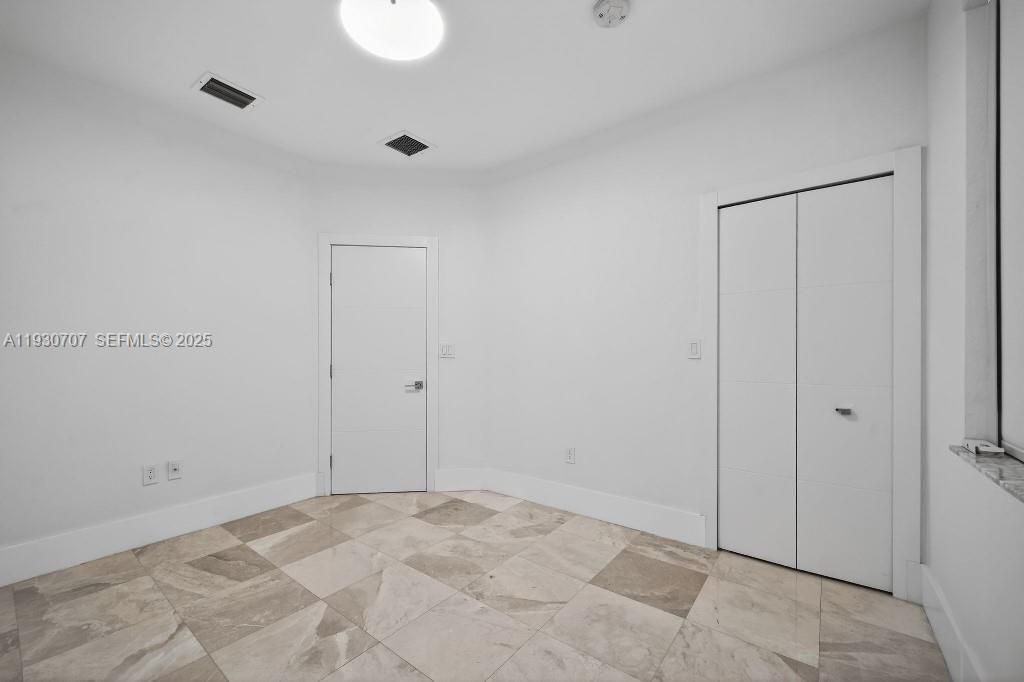 For Sale: $1,088,000 (4 beds, 3 baths, 2144 Square Feet)