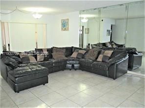 На продажу: $120,000 (1 спален, 1 ванн, 755 Квадратных фут)