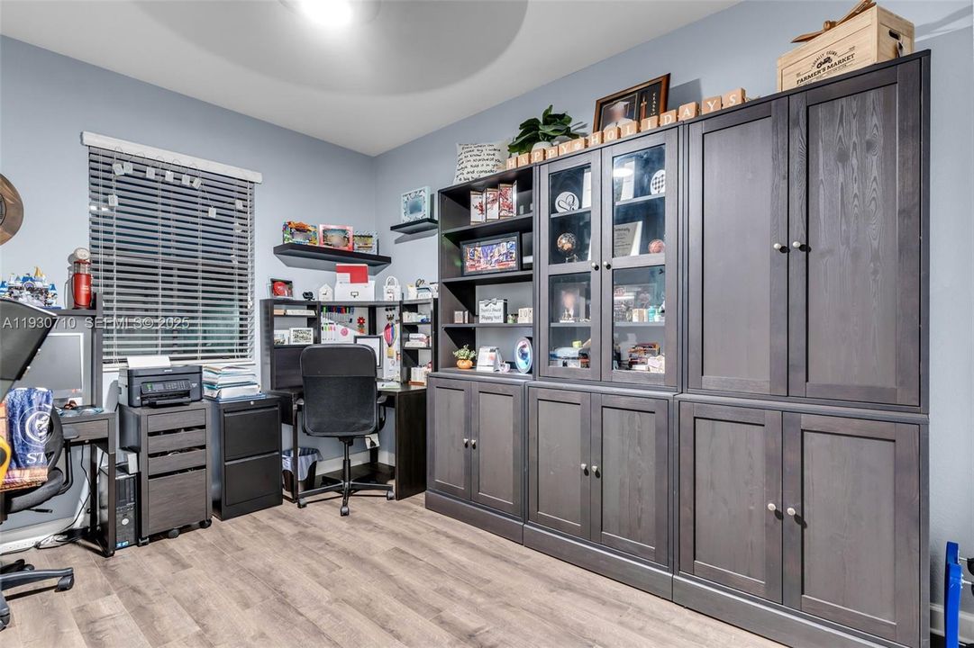 待售: $450,000 (3 贝兹, 3 浴室, 1870 平方英尺)