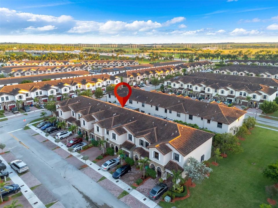 待售: $450,000 (3 贝兹, 3 浴室, 1870 平方英尺)