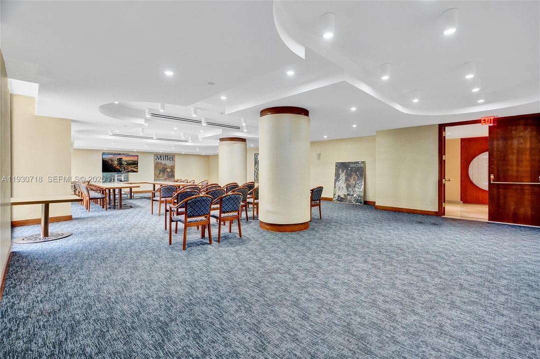 待售: $779,000 (3 贝兹, 2 浴室, 1990 平方英尺)