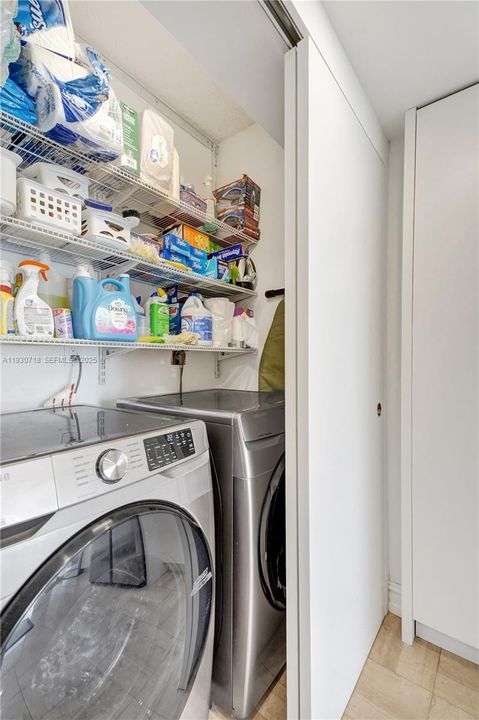 待售: $779,000 (3 贝兹, 2 浴室, 1990 平方英尺)