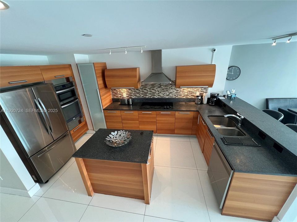 En Renta: $6,700 (3 camas, 3 baños, 1869 Pies cuadrados)