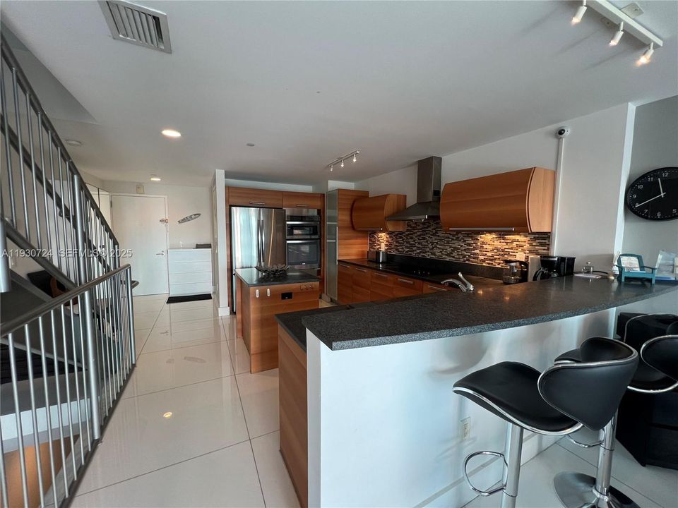 En Renta: $6,700 (3 camas, 3 baños, 1869 Pies cuadrados)