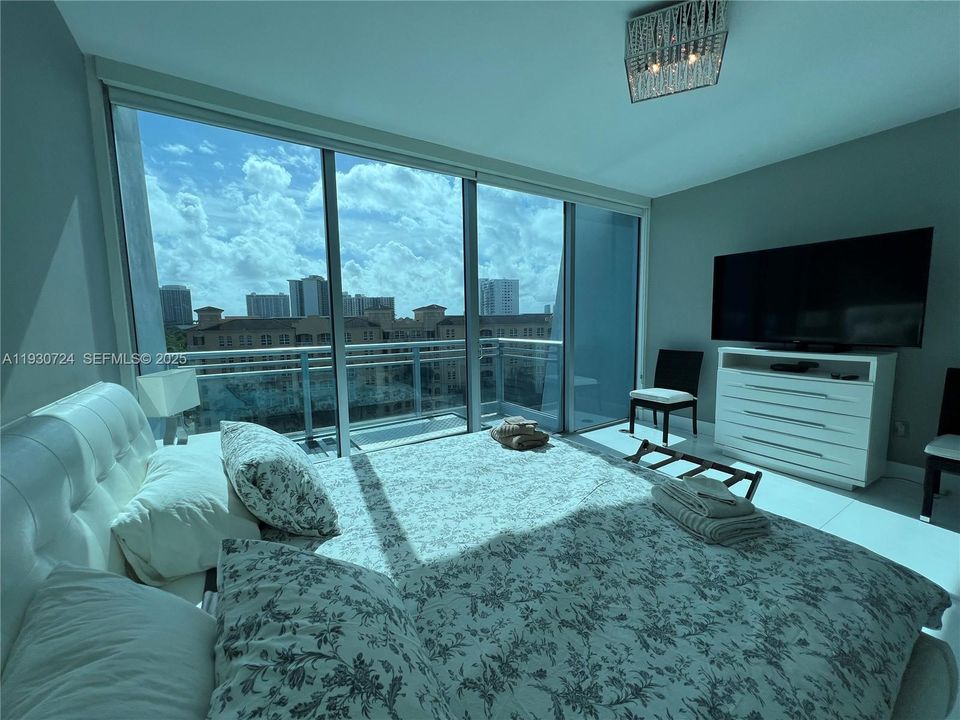 En Renta: $6,700 (3 camas, 3 baños, 1869 Pies cuadrados)