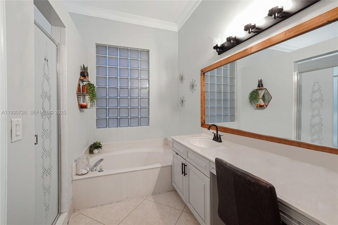 For Sale: $815,000 (4 beds, 3 baths, 2965 Square Feet)