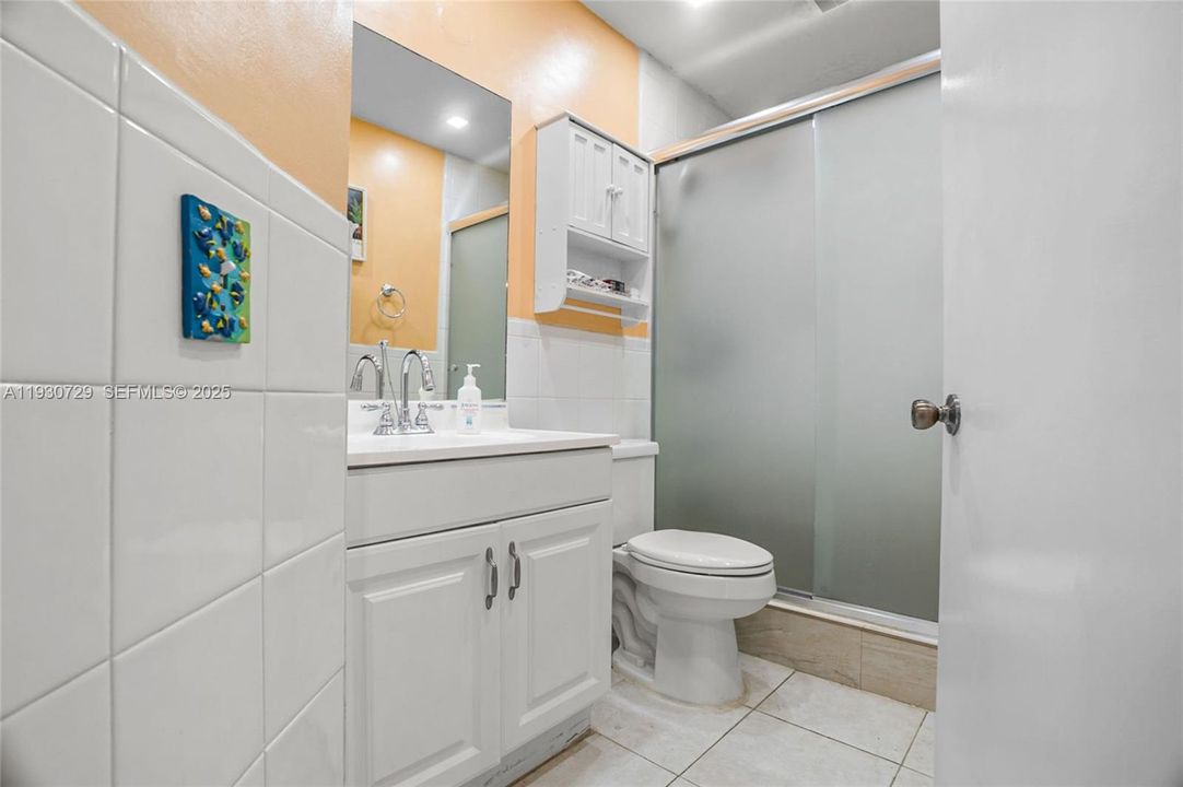 На продажу: $480,000 (3 спален, 2 ванн, 1430 Квадратных фут)