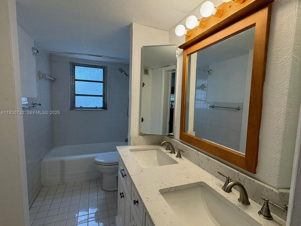For Rent: $2,750 (2 beds, 1 baths, 1248 Square Feet)