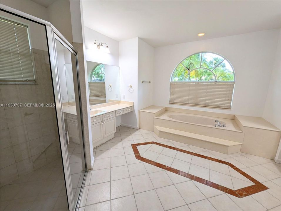 For Rent: $5,500 (4 beds, 3 baths, 2777 Square Feet)