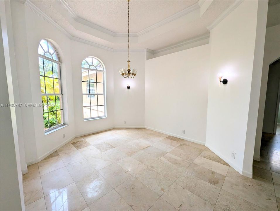 For Rent: $5,500 (4 beds, 3 baths, 2777 Square Feet)