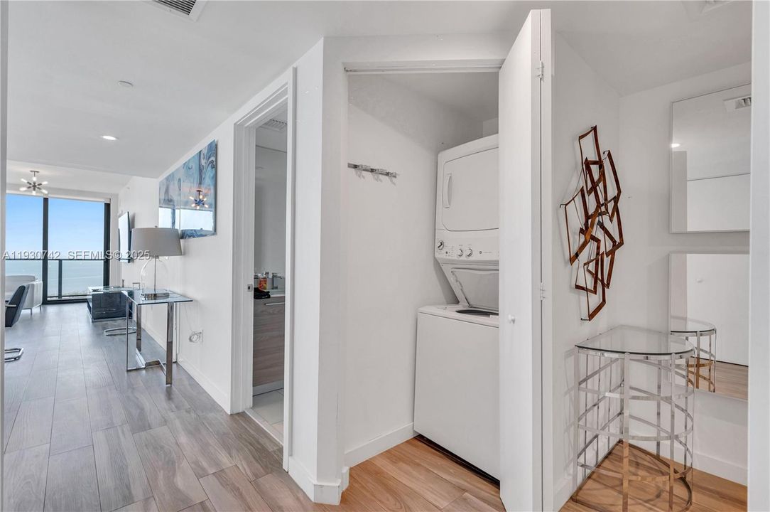 For Rent: $8,000 (3 beds, 2 baths, 1505 Square Feet)