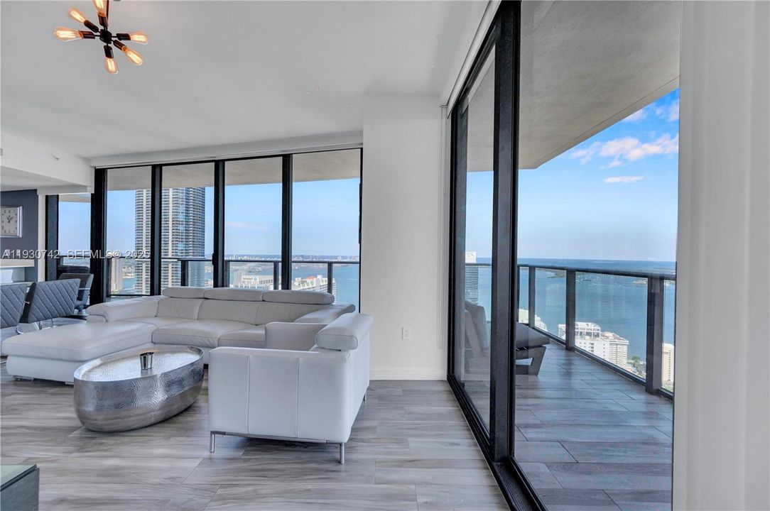 For Rent: $8,000 (3 beds, 2 baths, 1505 Square Feet)