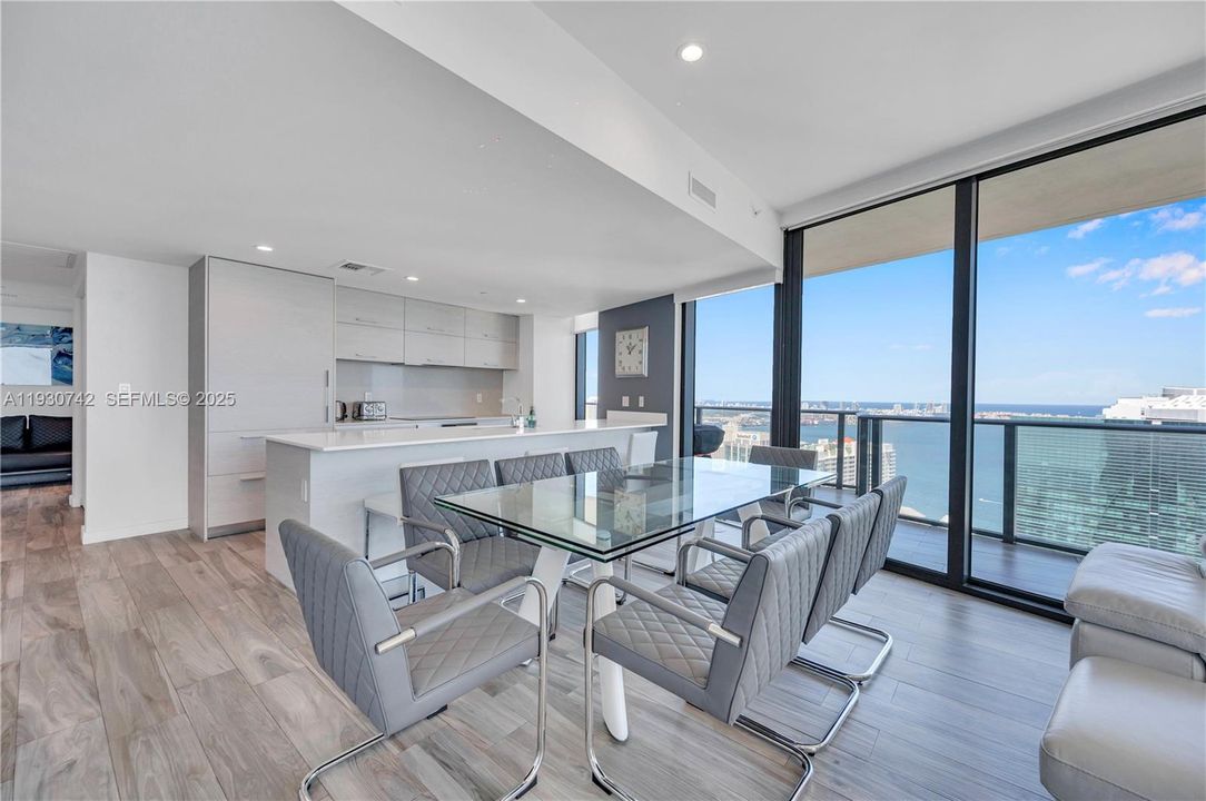 For Rent: $8,000 (3 beds, 2 baths, 1505 Square Feet)