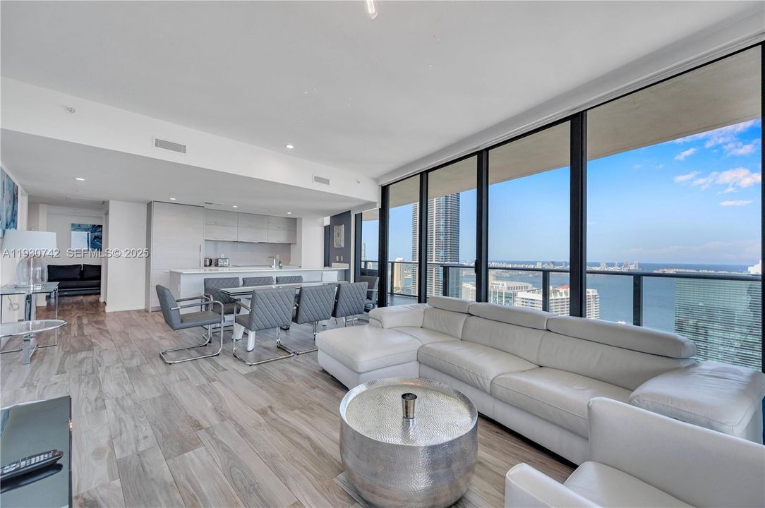 For Rent: $8,000 (3 beds, 2 baths, 1505 Square Feet)