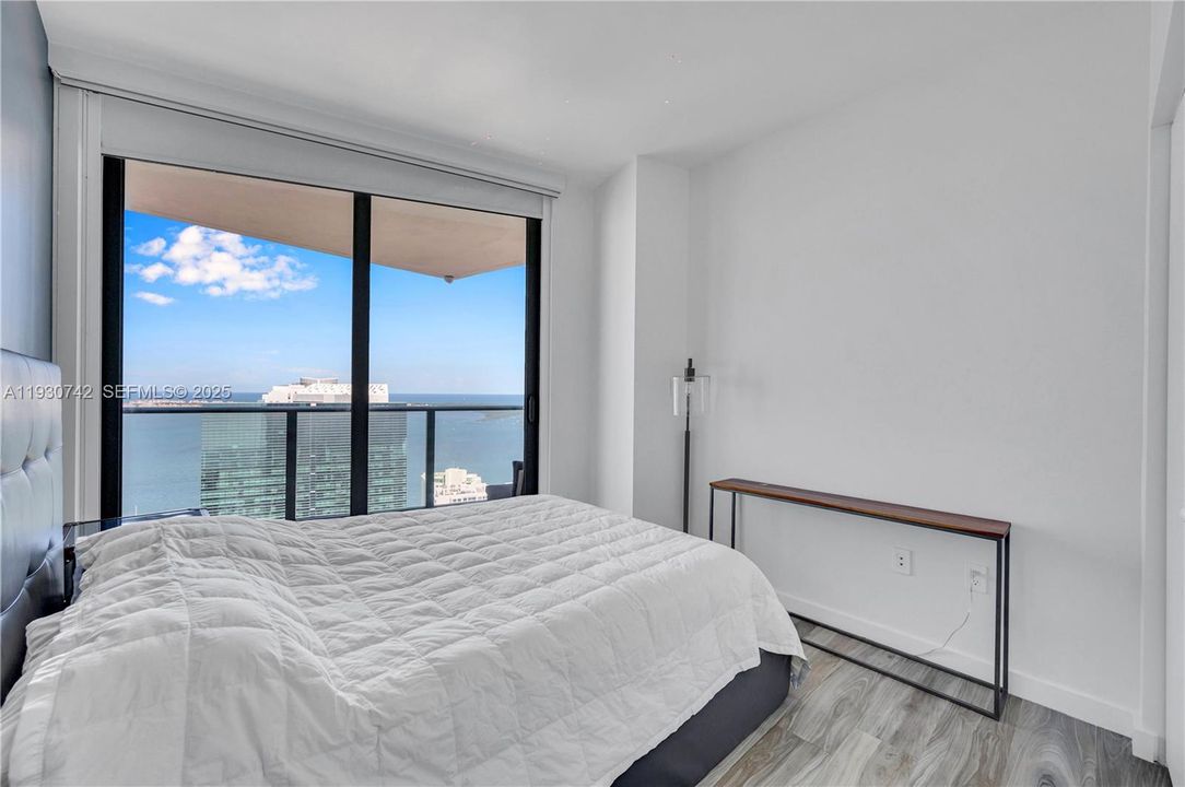 For Rent: $8,000 (3 beds, 2 baths, 1505 Square Feet)