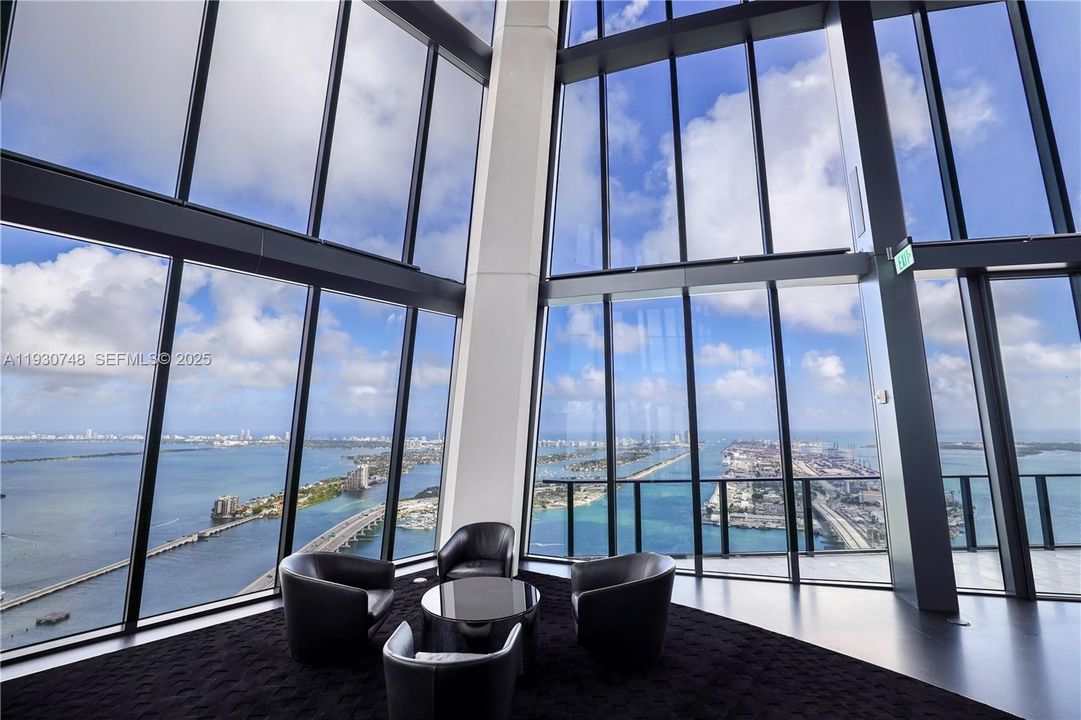 На продажу: $7,495,000 (4 спален, 5 ванн, 4600 Квадратных фут)