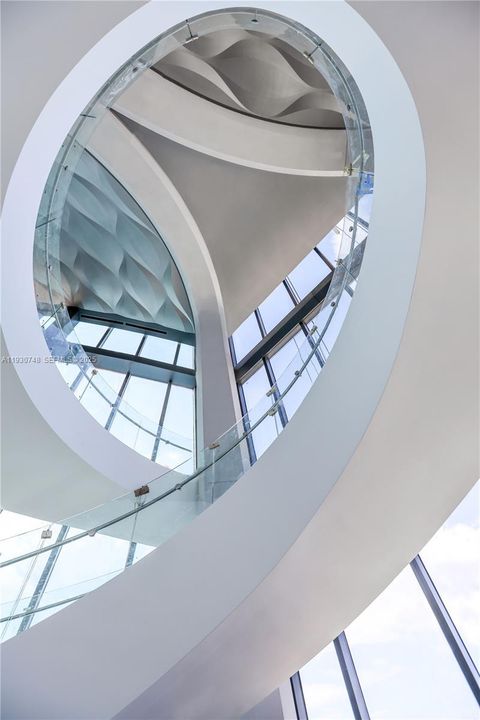 На продажу: $7,495,000 (4 спален, 5 ванн, 4600 Квадратных фут)