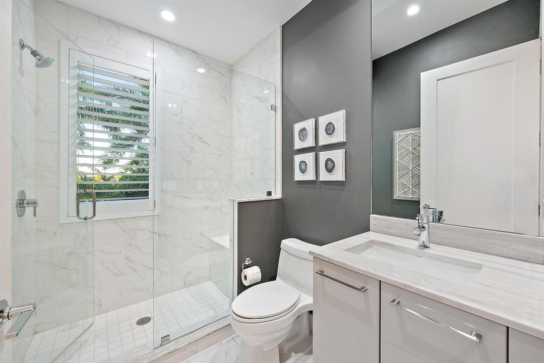 112 Water Clb Wy-19