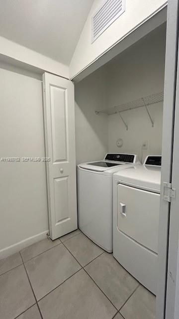 В аренду: $3,000 (4 спален, 2 ванн, 1820 Квадратных фут)