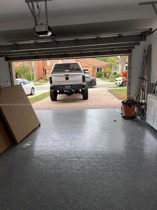 En Renta: $4,350 (3 camas, 2 baños, 2048 Pies cuadrados)