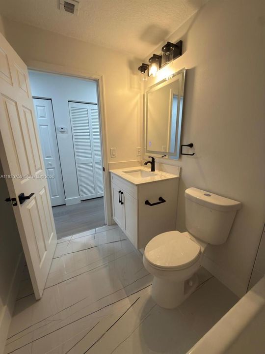 В аренду: $4,350 (3 спален, 2 ванн, 2048 Квадратных фут)