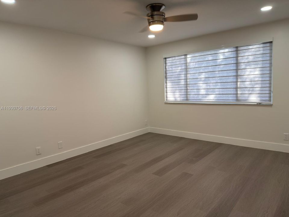 В аренду: $4,350 (3 спален, 2 ванн, 2048 Квадратных фут)